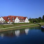 Hotel Zur Prinzenbrücke 3*