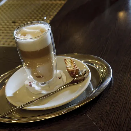 Zur Prinzenbruecke 호텔 3*