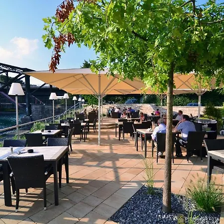 Zur Prinzenbruecke Szálloda