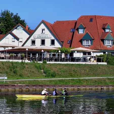 Zur Prinzenbrücke