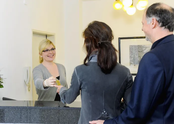 Zur Prinzenbrücke Hotel